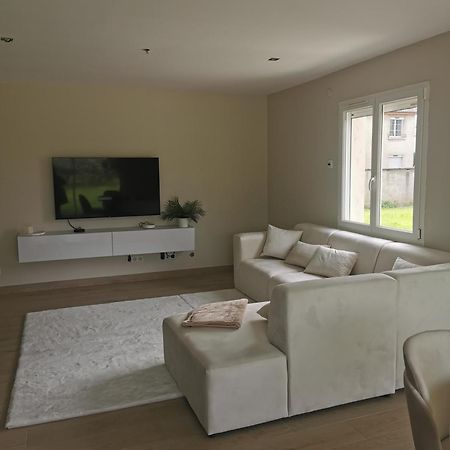 Chambres D'Hotes Chez Manon Sampans Εξωτερικό φωτογραφία
