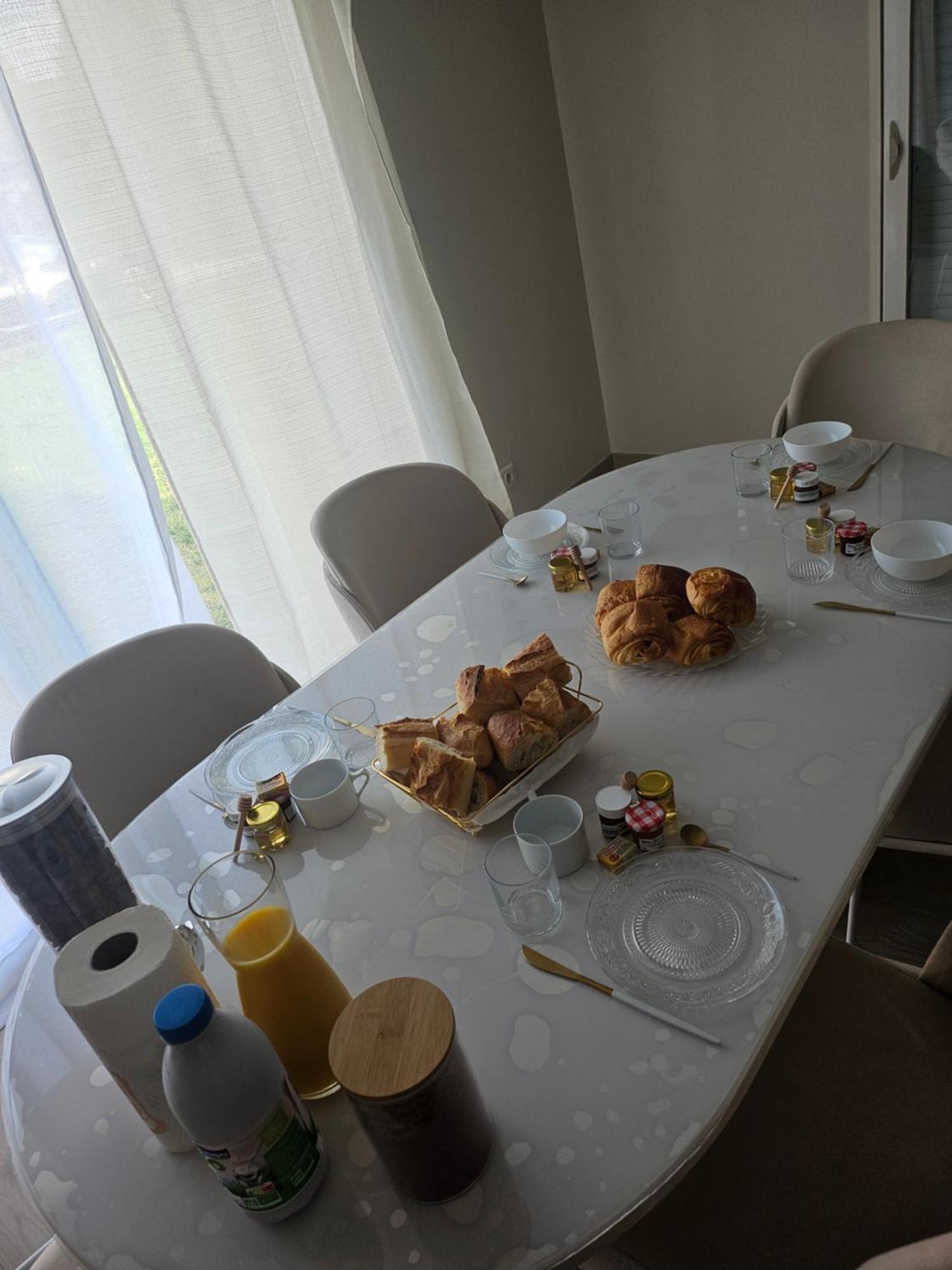 Chambres D'Hotes Chez Manon Sampans Εξωτερικό φωτογραφία
